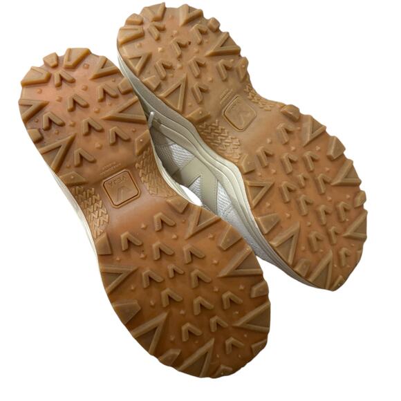 Veja Venturi Sneakers - Picture 9 of 11